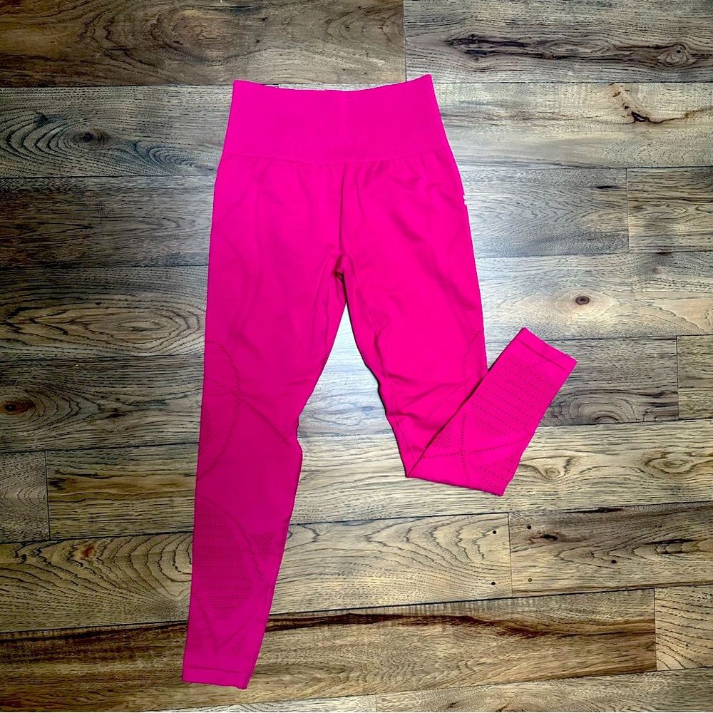 BNWT Sweat Betty 360 Seamless Yoga Leggings Hot Pink💕Size L Women’s.